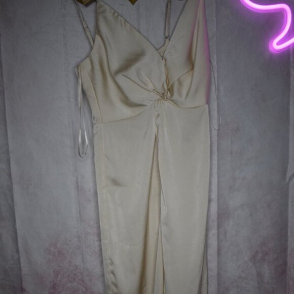 Silk Jumpsuit DO +BE - Picture 5 of 5